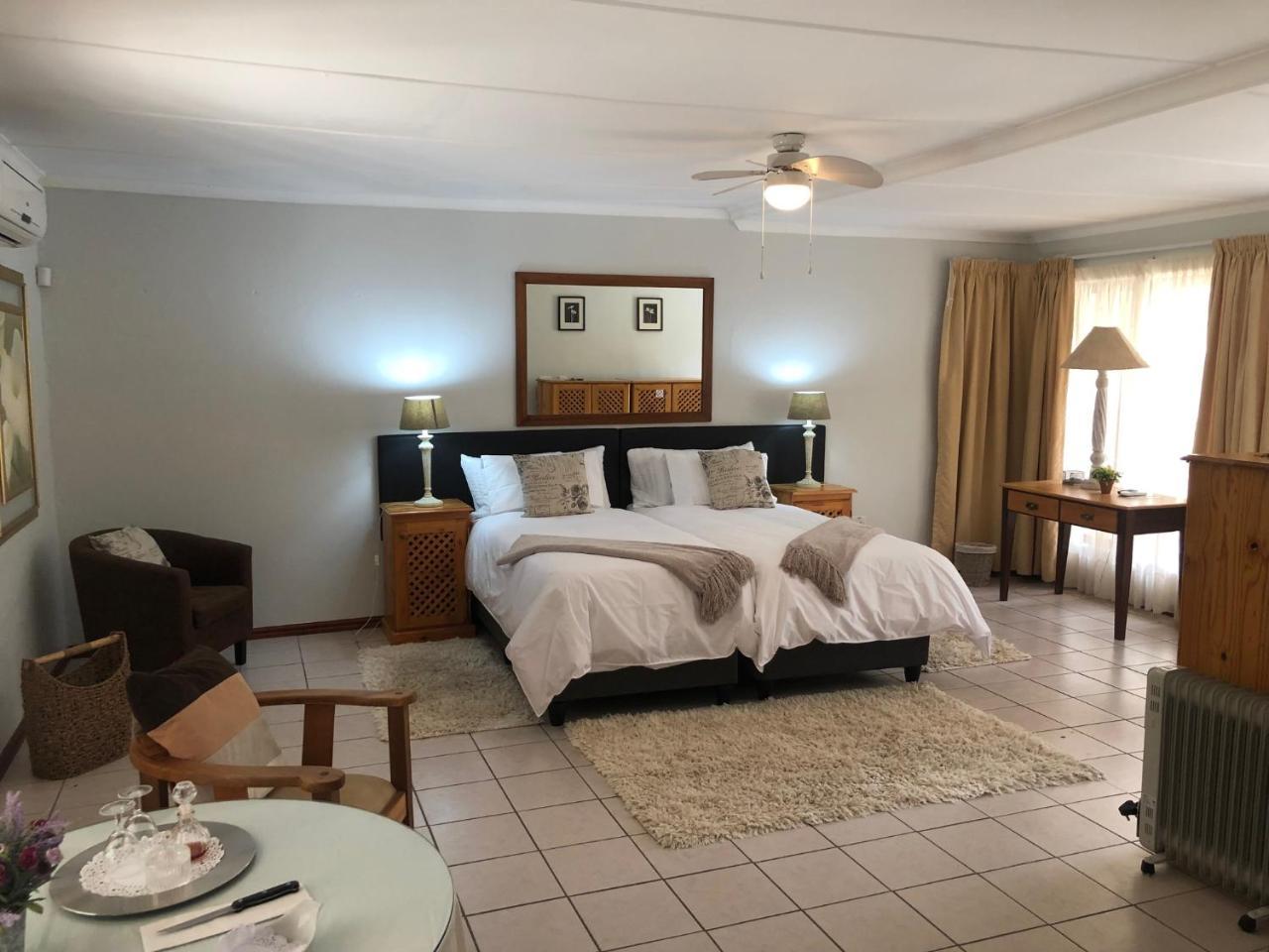 אדו Beyond Cui Bono Guesthouse מראה חיצוני תמונה