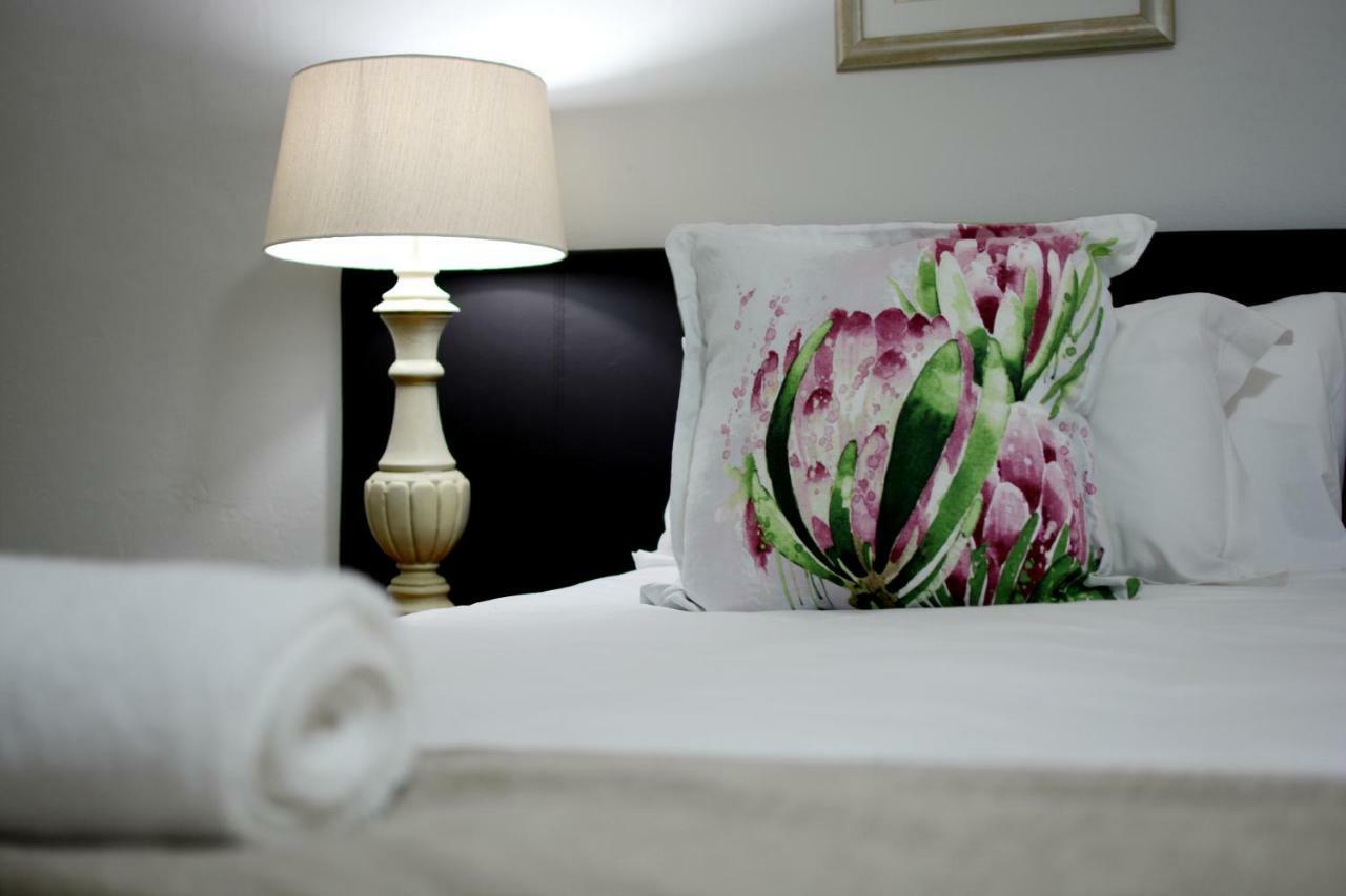 אדו Beyond Cui Bono Guesthouse מראה חיצוני תמונה