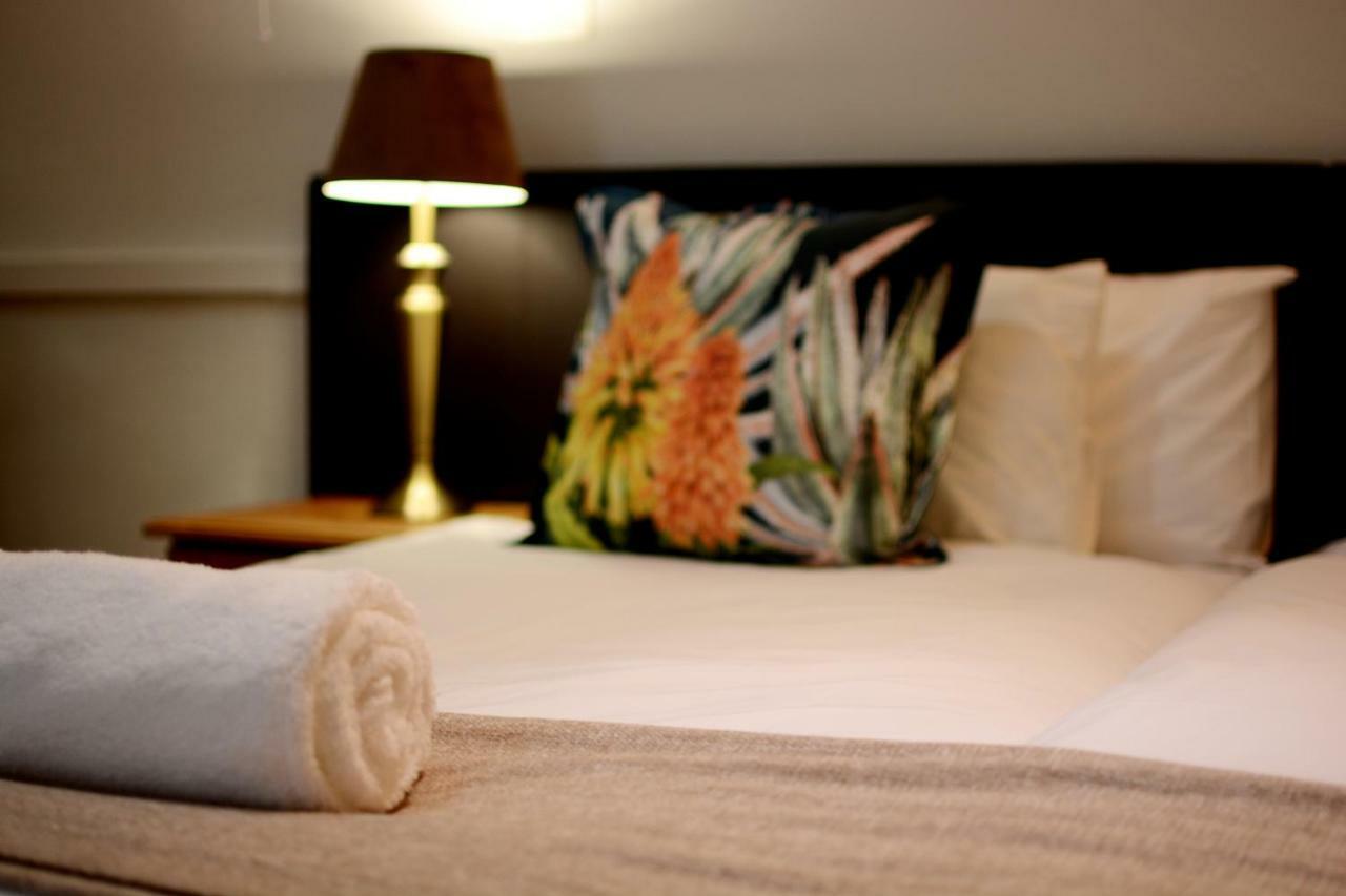 אדו Beyond Cui Bono Guesthouse מראה חיצוני תמונה