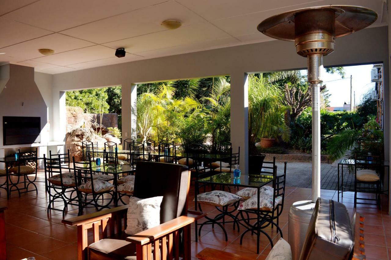 אדו Beyond Cui Bono Guesthouse מראה חיצוני תמונה